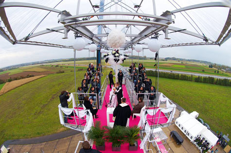 Mariage in the Sky